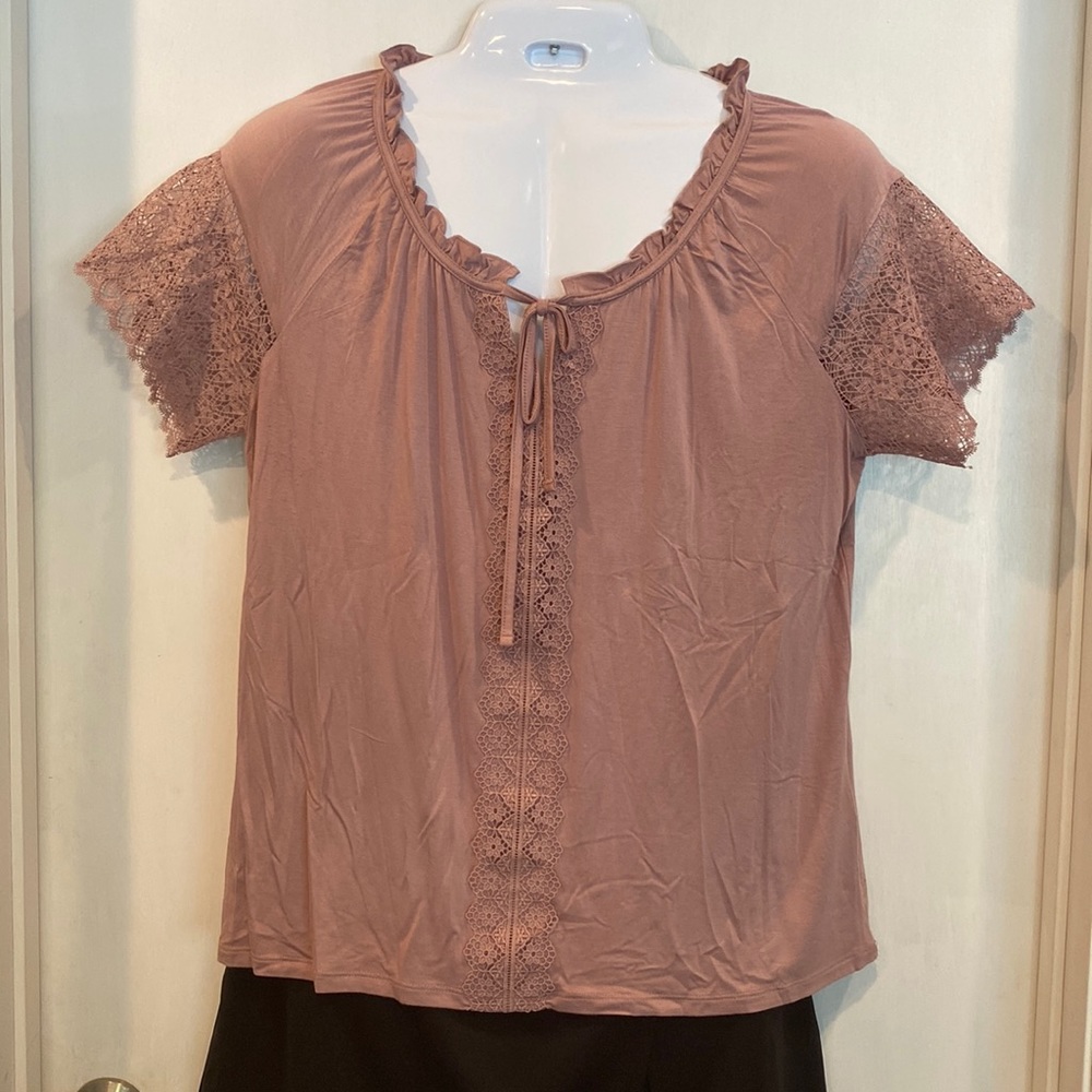Cable & Gauge Dusty Rose top